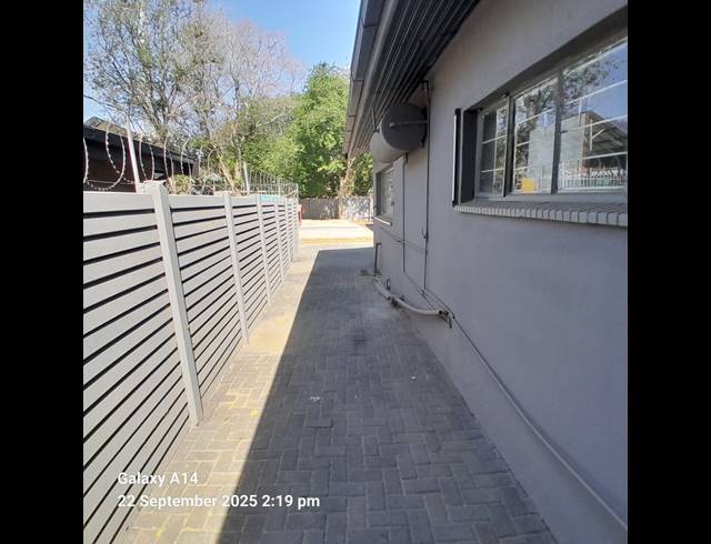 5 BEDROOM HOUSE FOR SALE IN BO-DORP